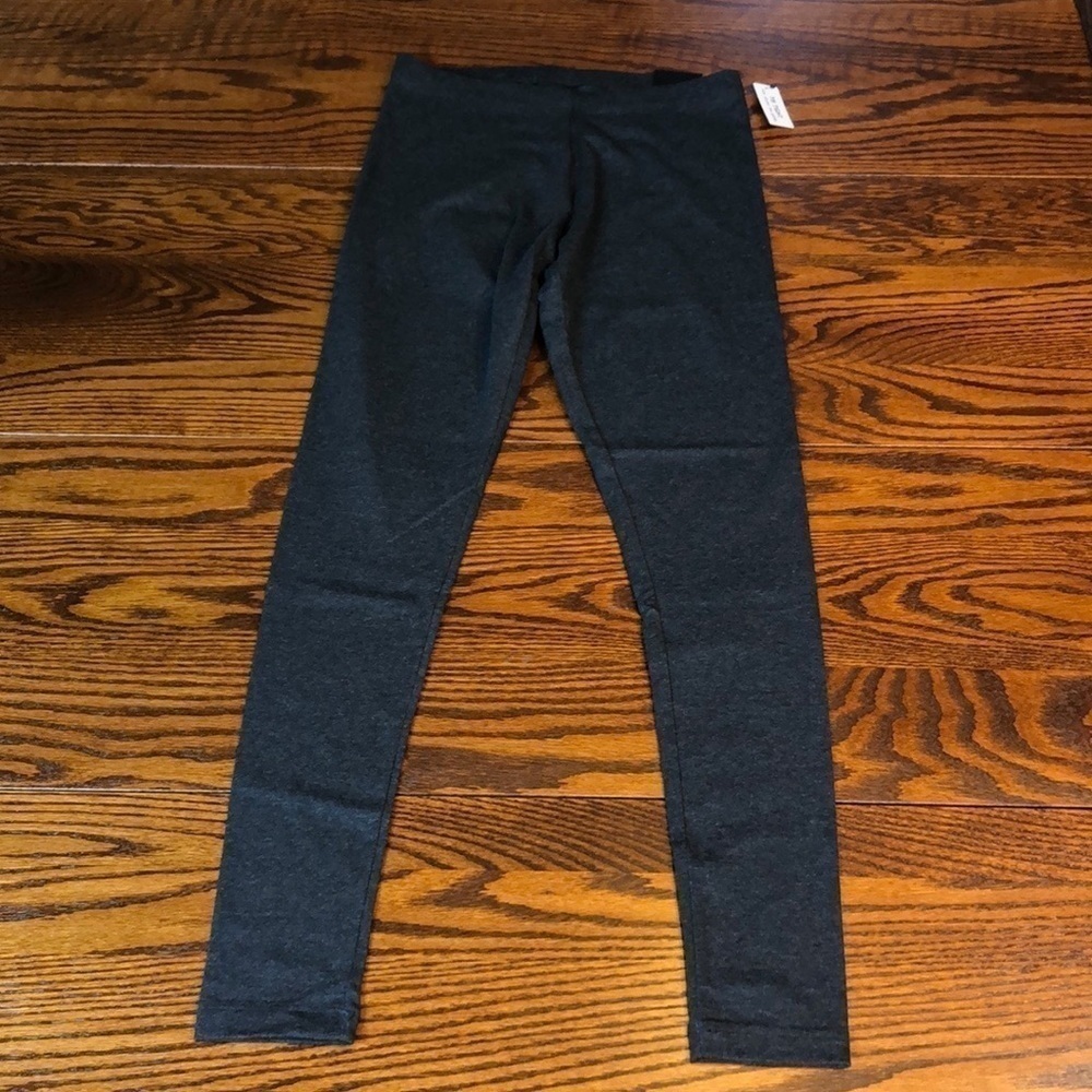 Victoria’s Secret Ankle Length Sport Leggings Size XS - Picture 2 of 6
